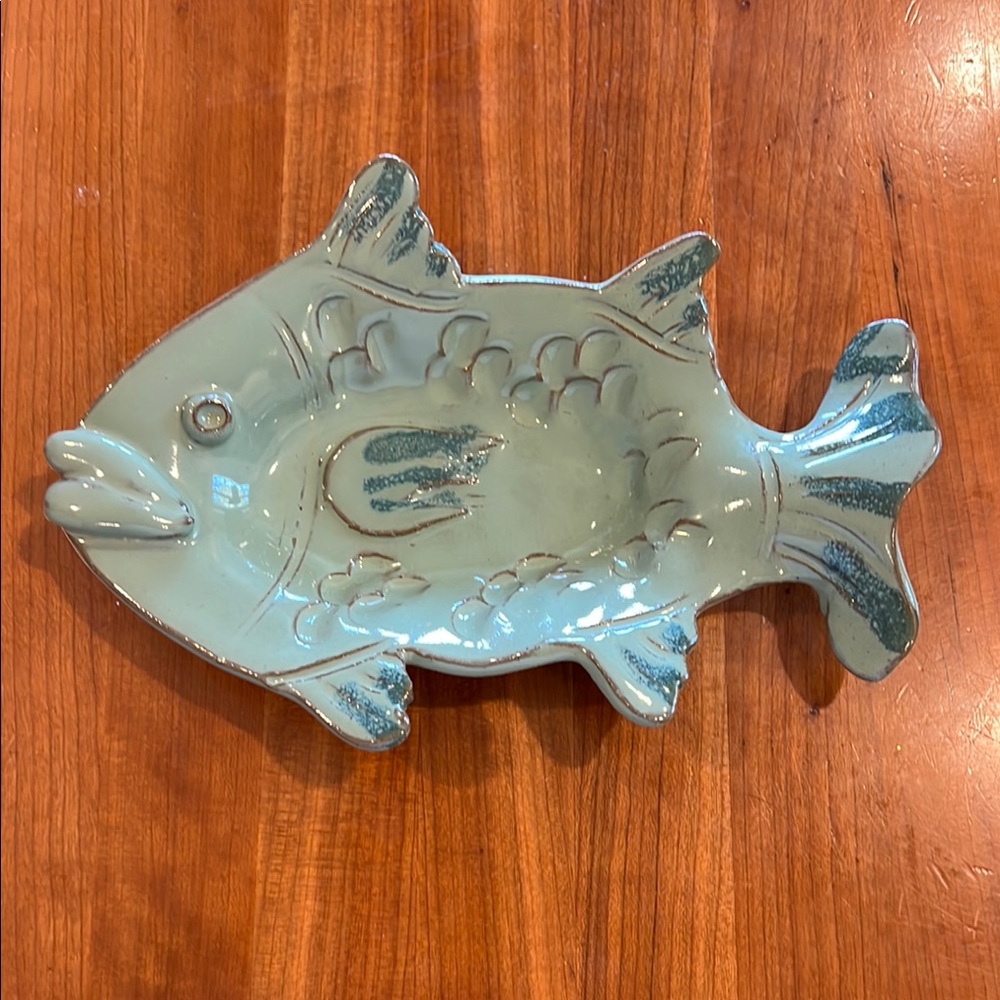 Ceramic Fish-Shaped Dish - Green